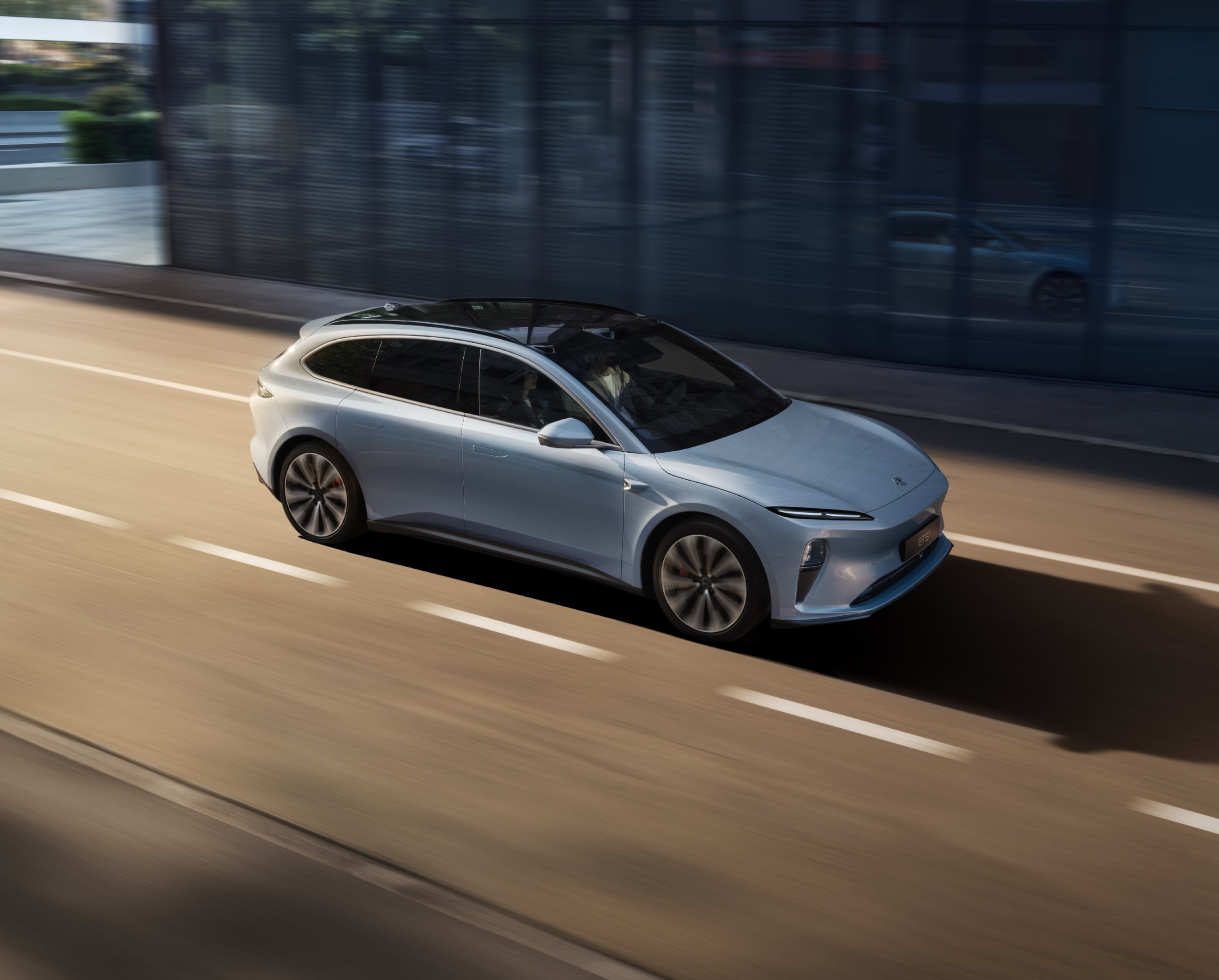 2024 NIO ET5T 100kWh Touring